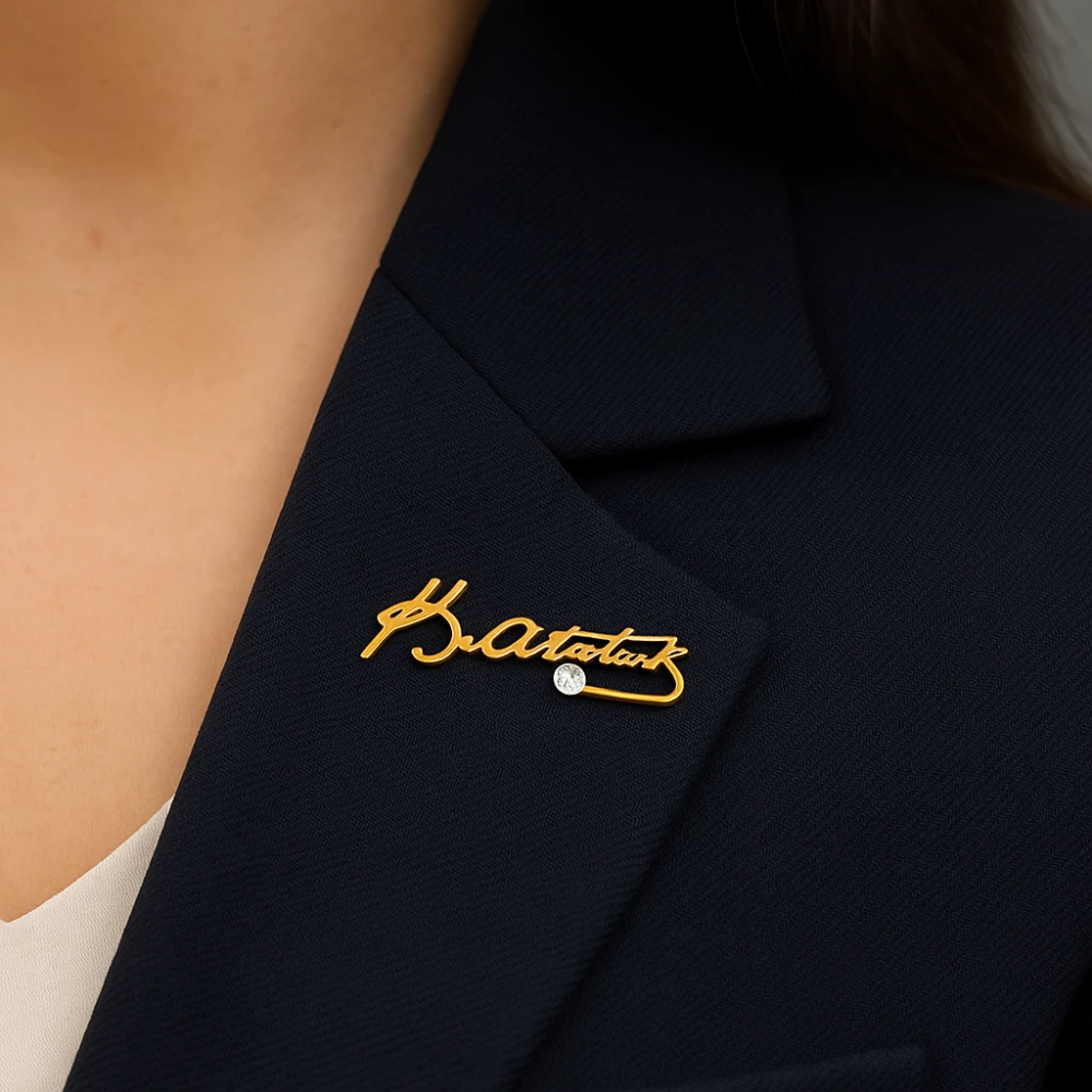 Atatürk İmzalı Rozet