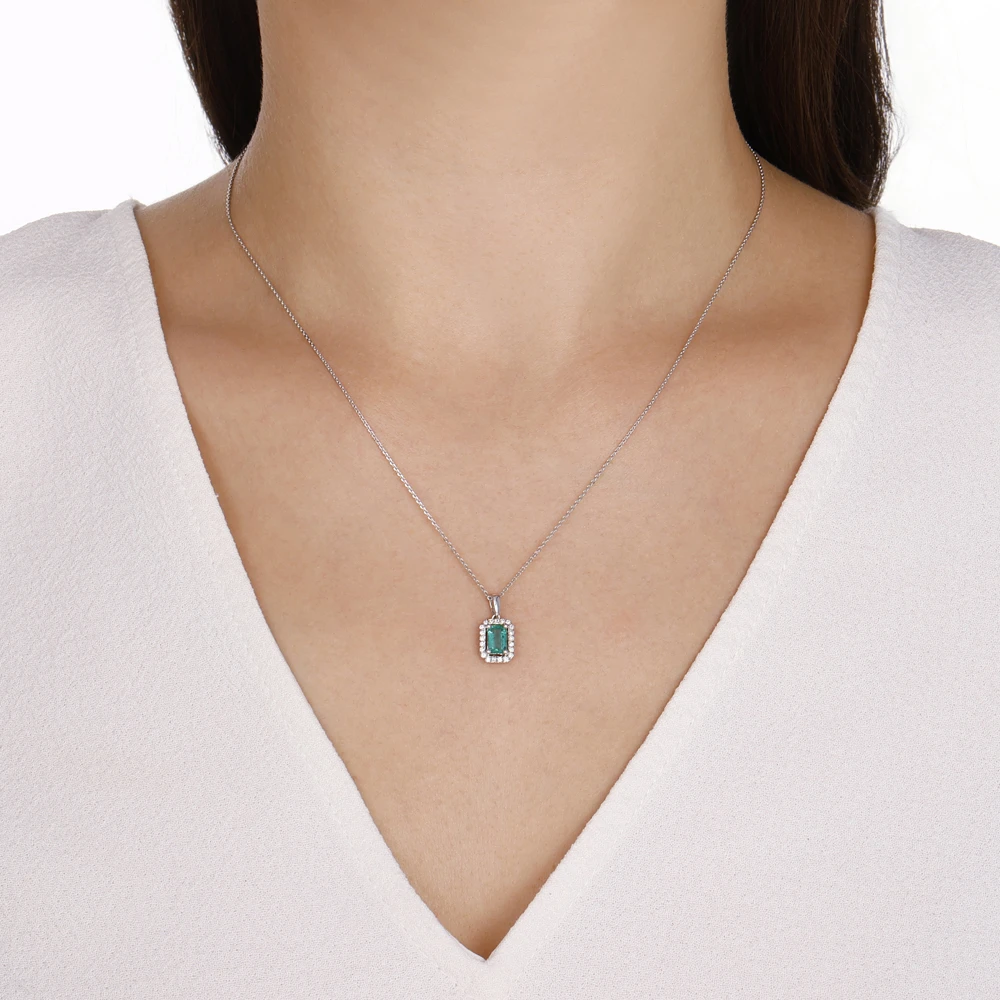 Pırlanta Zümrüt Kolye