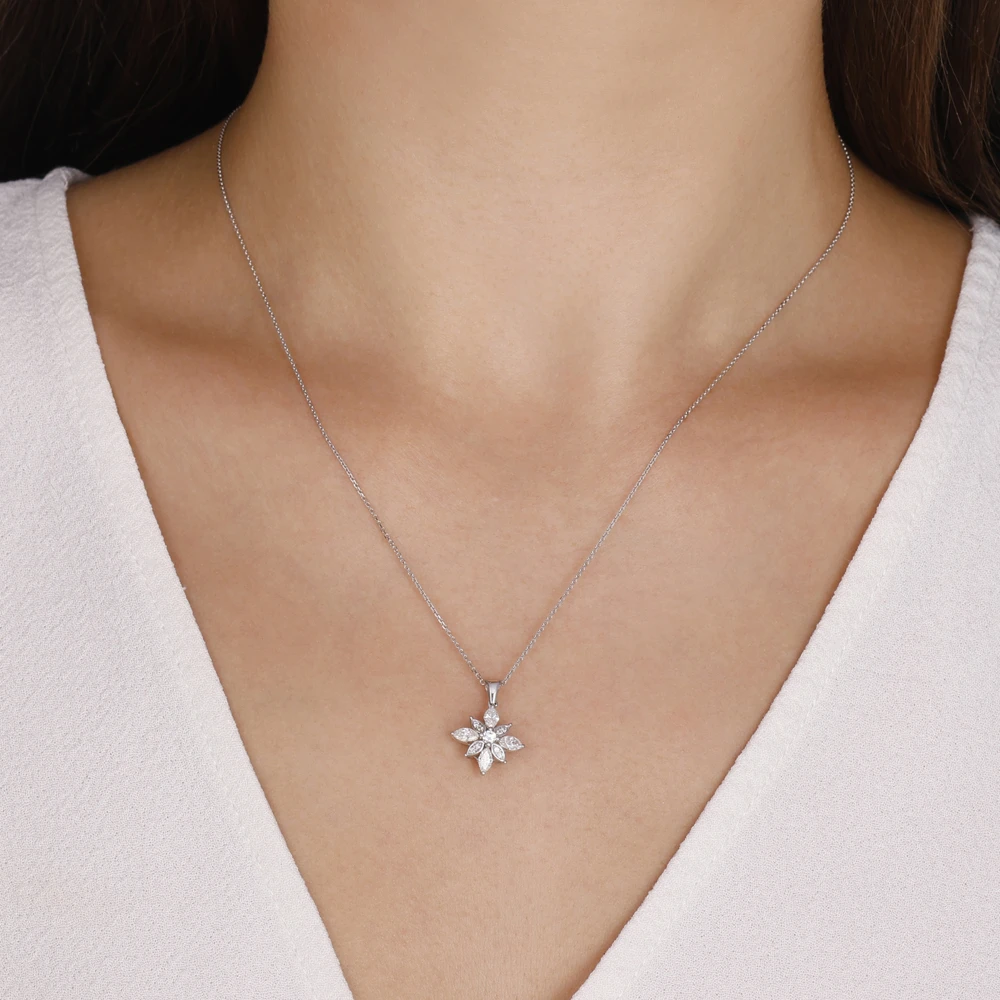 Kristal Pırlanta Kolye