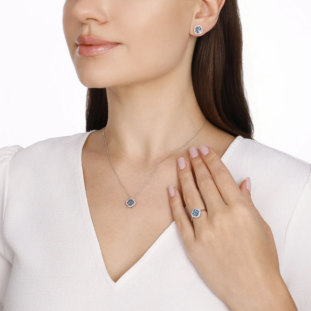 Londan Blue Topaz Şans Kolye