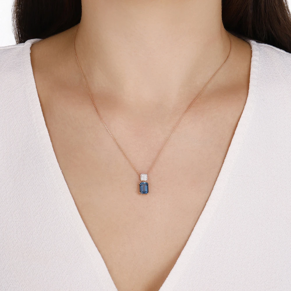 Zümrüt Kesim London Topaz Blue Pırlanta Kolye