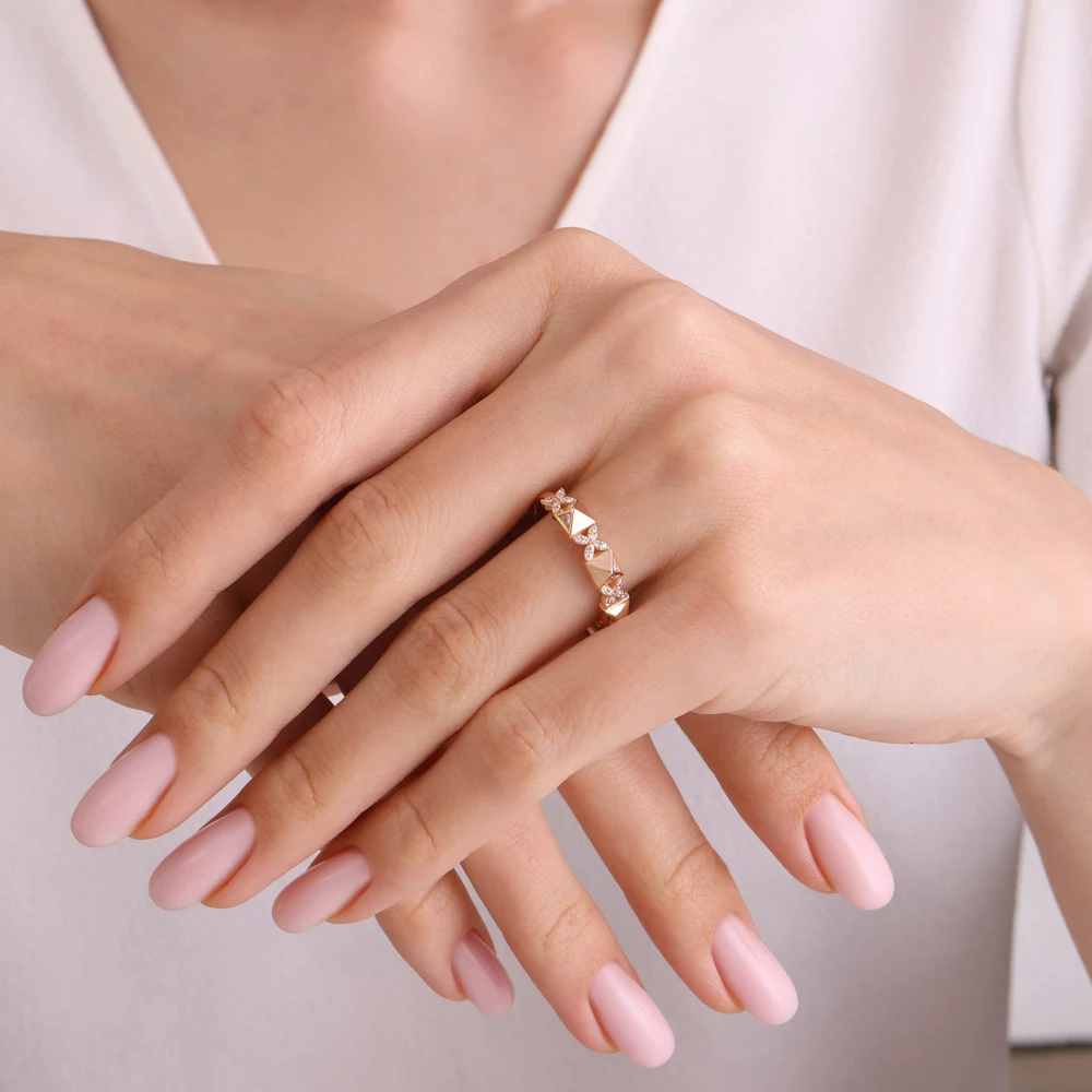 0.14 Karat Pırlanta Tasarım Yüzük