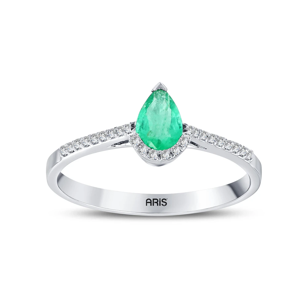 1.01 Karat Damla Kesim Zümrüt Pırlanta Yüzük