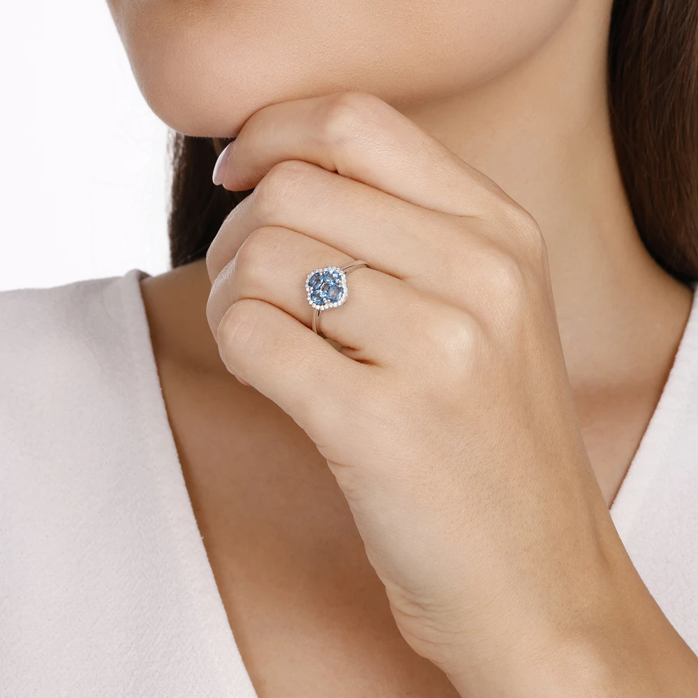 London Blue Topaz Pırlanta Şans Yüzük