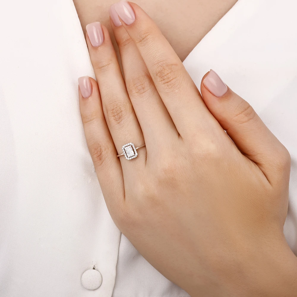 0.20 Karat Pırlanta Baget Yüzük