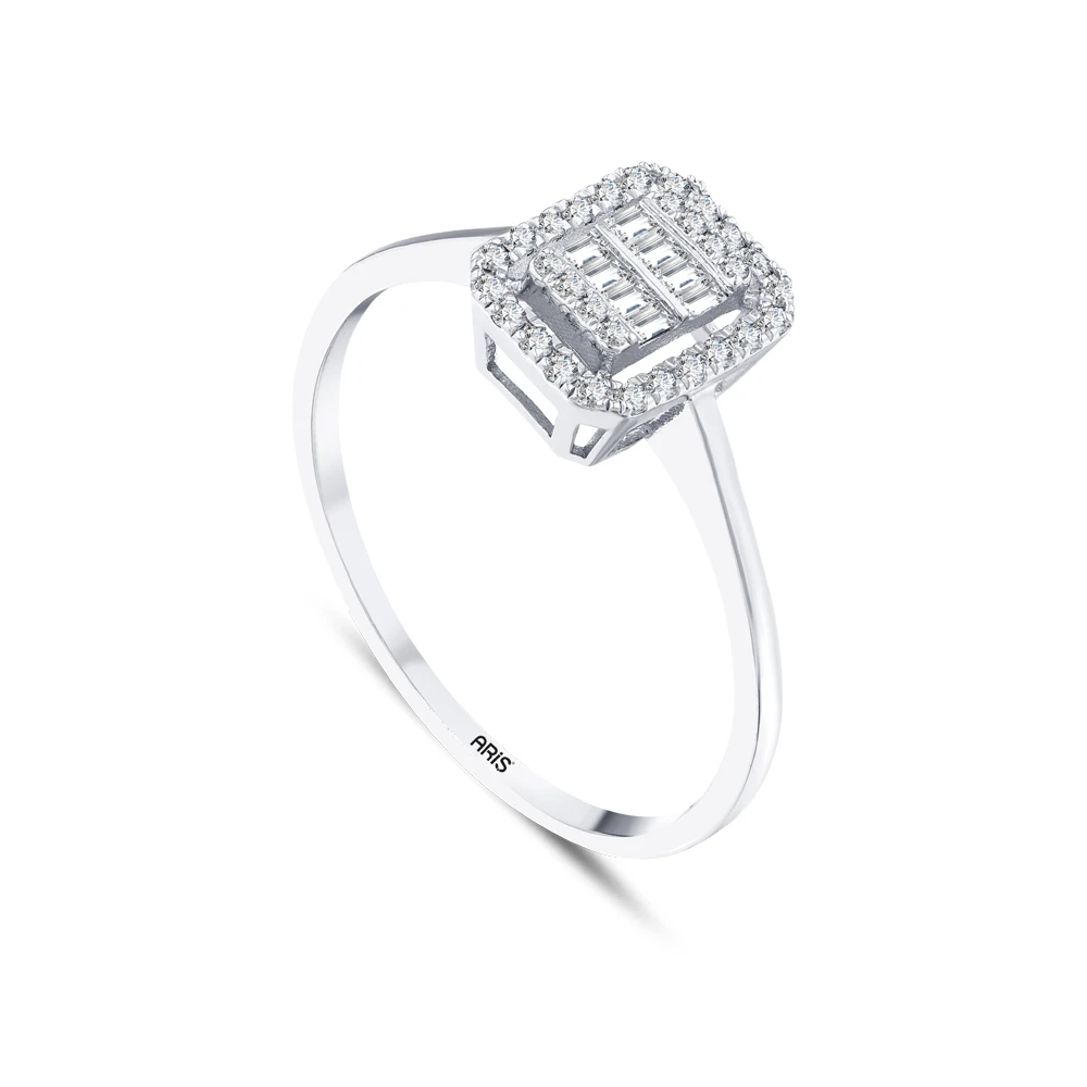 0.20 Karat Pırlanta Baget Yüzük