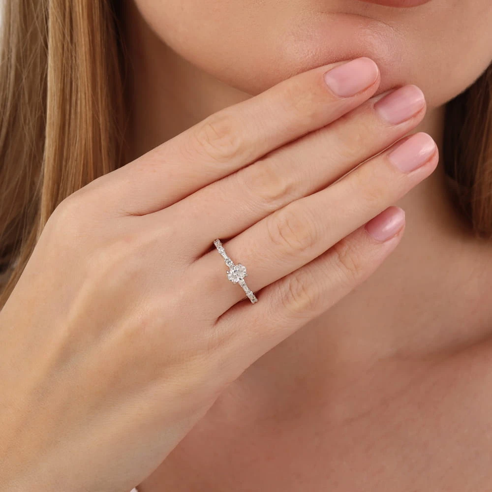 L'oval 0.58 Karat Oval Pırlanta Tektaş Yüzük