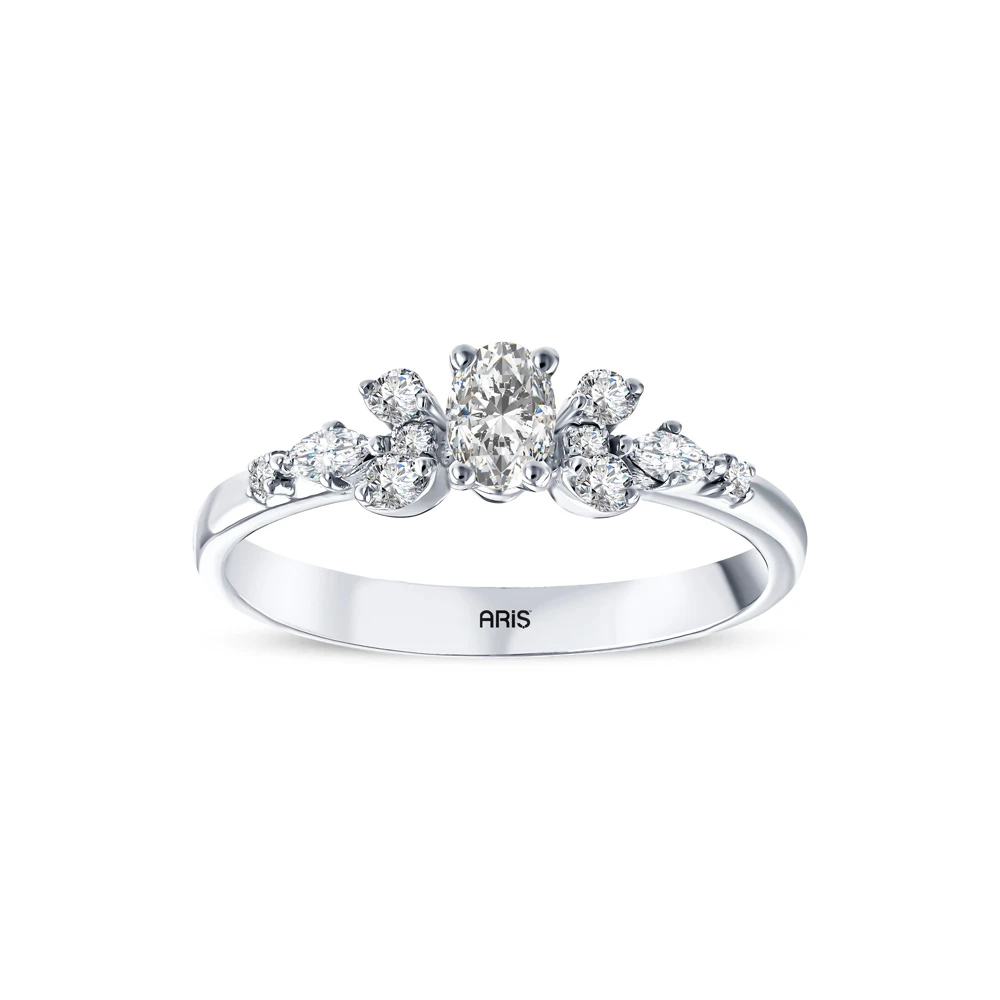 L'oval 0.38 Karat Oval Tektaş Pırlanta Yüzük