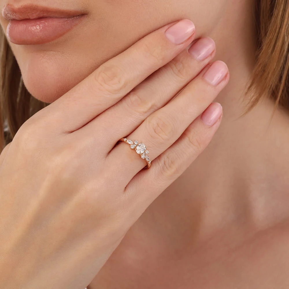 L'oval 0.59 Karat Oval Kesim Pırlanta Yüzük