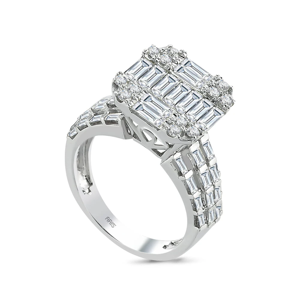 2.64 Karat Pırlantalı Fantezi Baget Yüzük