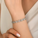 4.35 Karat Pırlanta Baget Bileklik