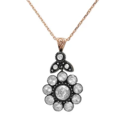 1.49 Karat Gül Elmas Kolye