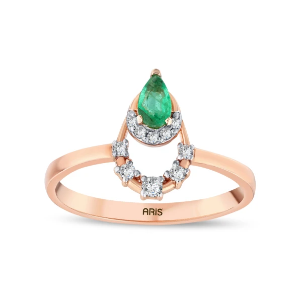  0.30 Karat Zümrüt Damla Kesim Pırlanta Yüzük