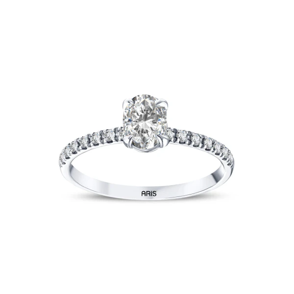 L'oval 0.74 Karat Oval Uluslararası Sertifikalı Tektaş Pırlanta Yüzük