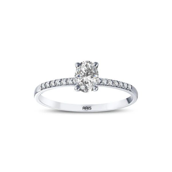 L'oval 0.43 Karat Oval Kesim Tektaş Pırlanta Yüzük